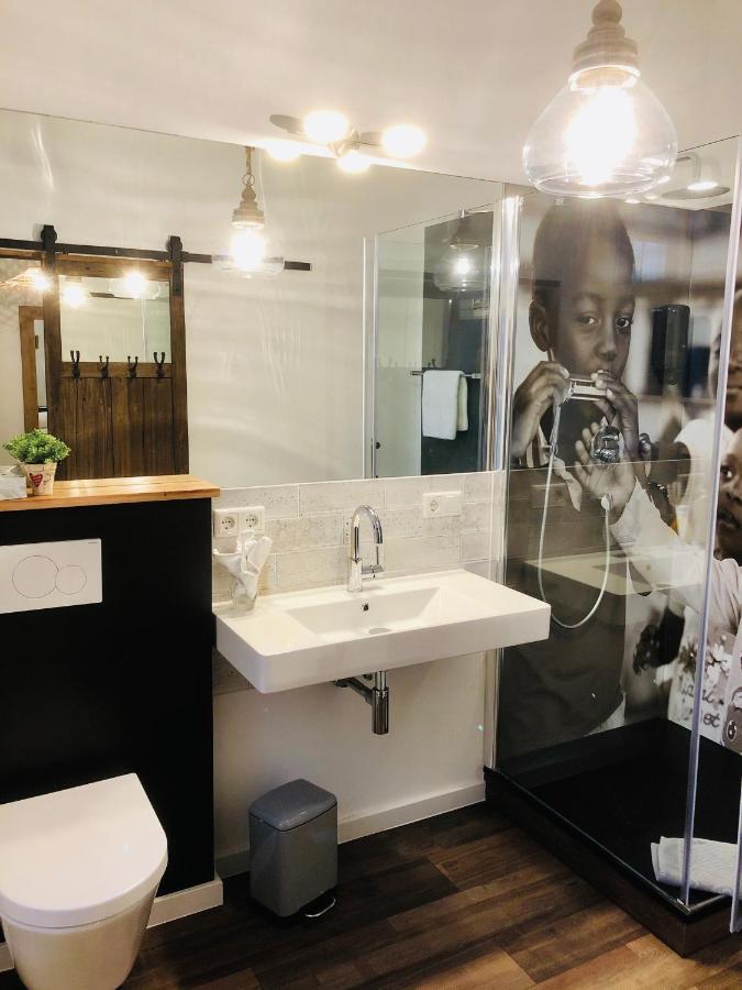 Kunstwerk B Hotell Trossingen Eksteriør bilde