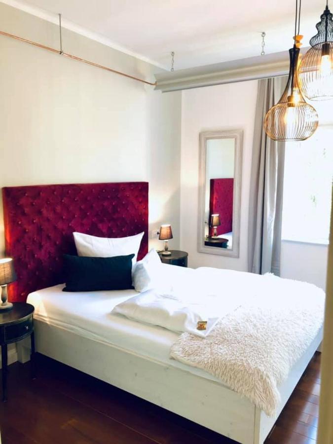 Kunstwerk B Hotell Trossingen Eksteriør bilde