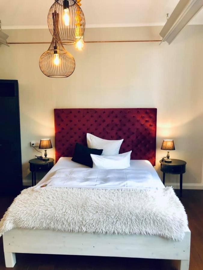 Kunstwerk B Hotell Trossingen Eksteriør bilde
